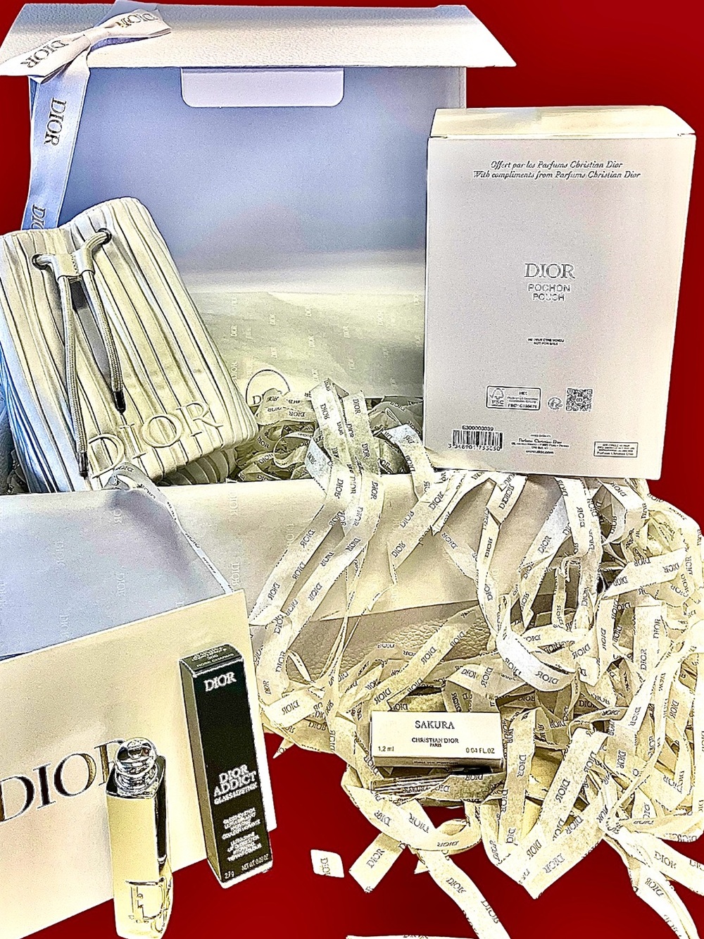 2Pc Dior NIB Glass Lipstick Rose Charms & Cosmetic Bag +sample scent & LgGiftBox - Picture 15 of 16